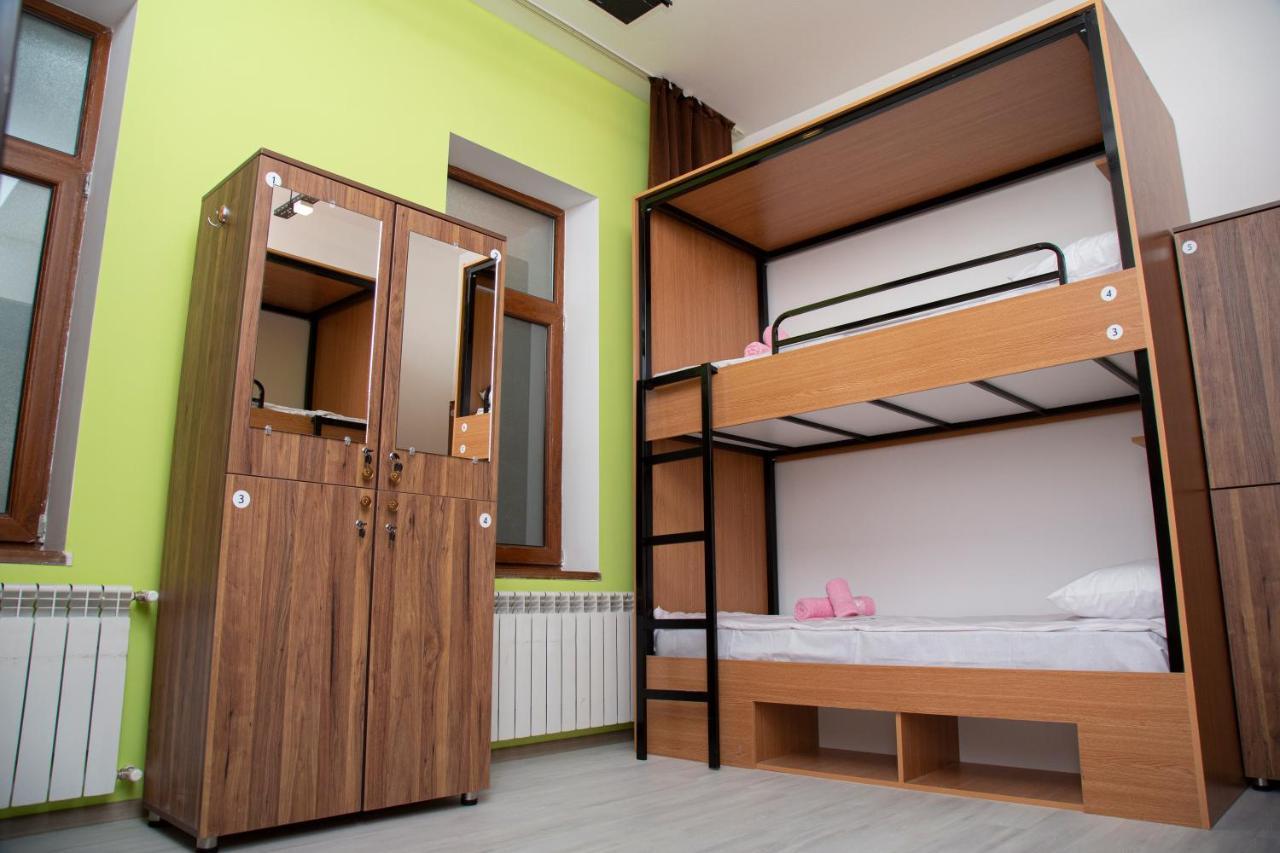 Central Hostel Şǝki Kültér fotó