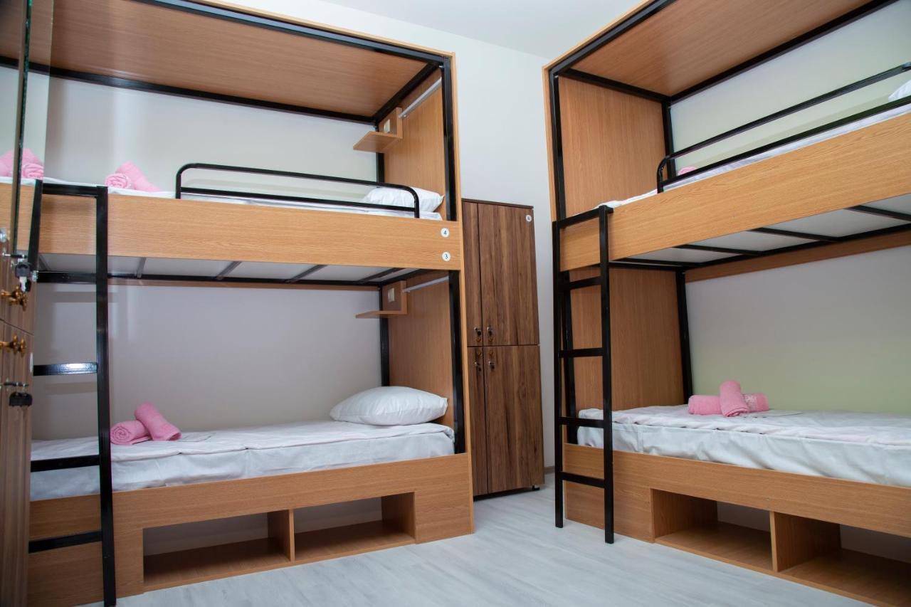 Central Hostel Şǝki Kültér fotó
