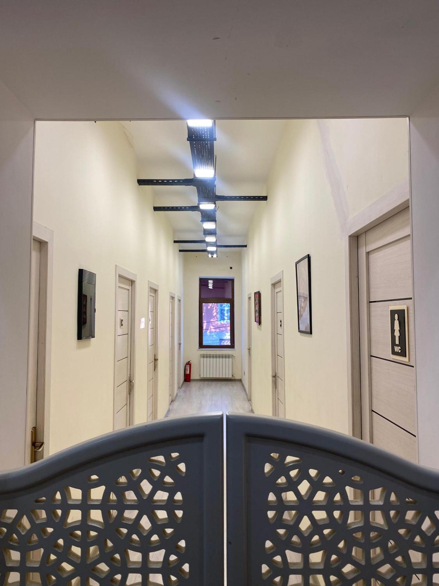Central Hostel Şǝki Kültér fotó